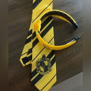 Hufflepuff headband and tie